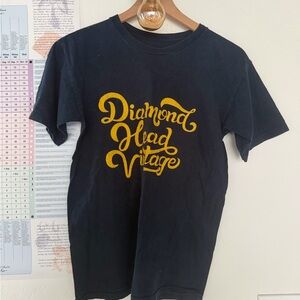 Diamond Head Vintage Hawaii Dark Blue T-Shirt with Gold Graphic